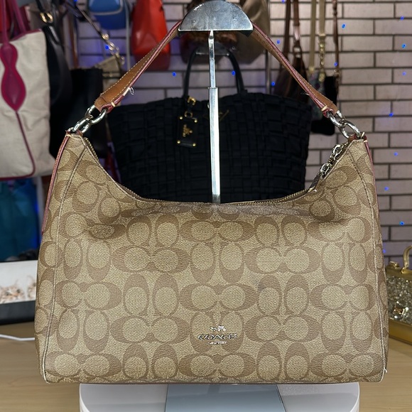 Coach Handbags - 💥COACH - S0785